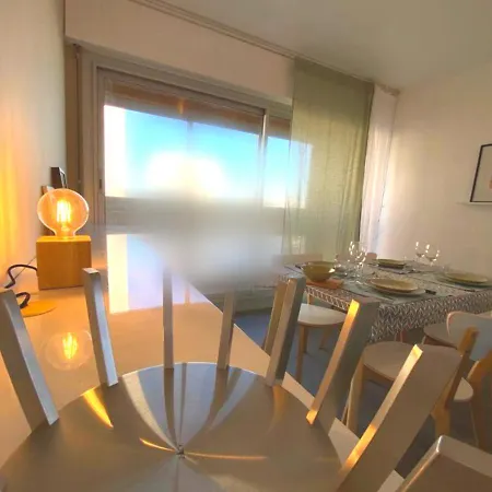 Apartment Chez Florian-la Conciergerie. *